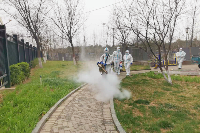 防疫當(dāng)前,致敬每一位守護隆泰物業(yè)家園平安的“孤勇者”(圖5)