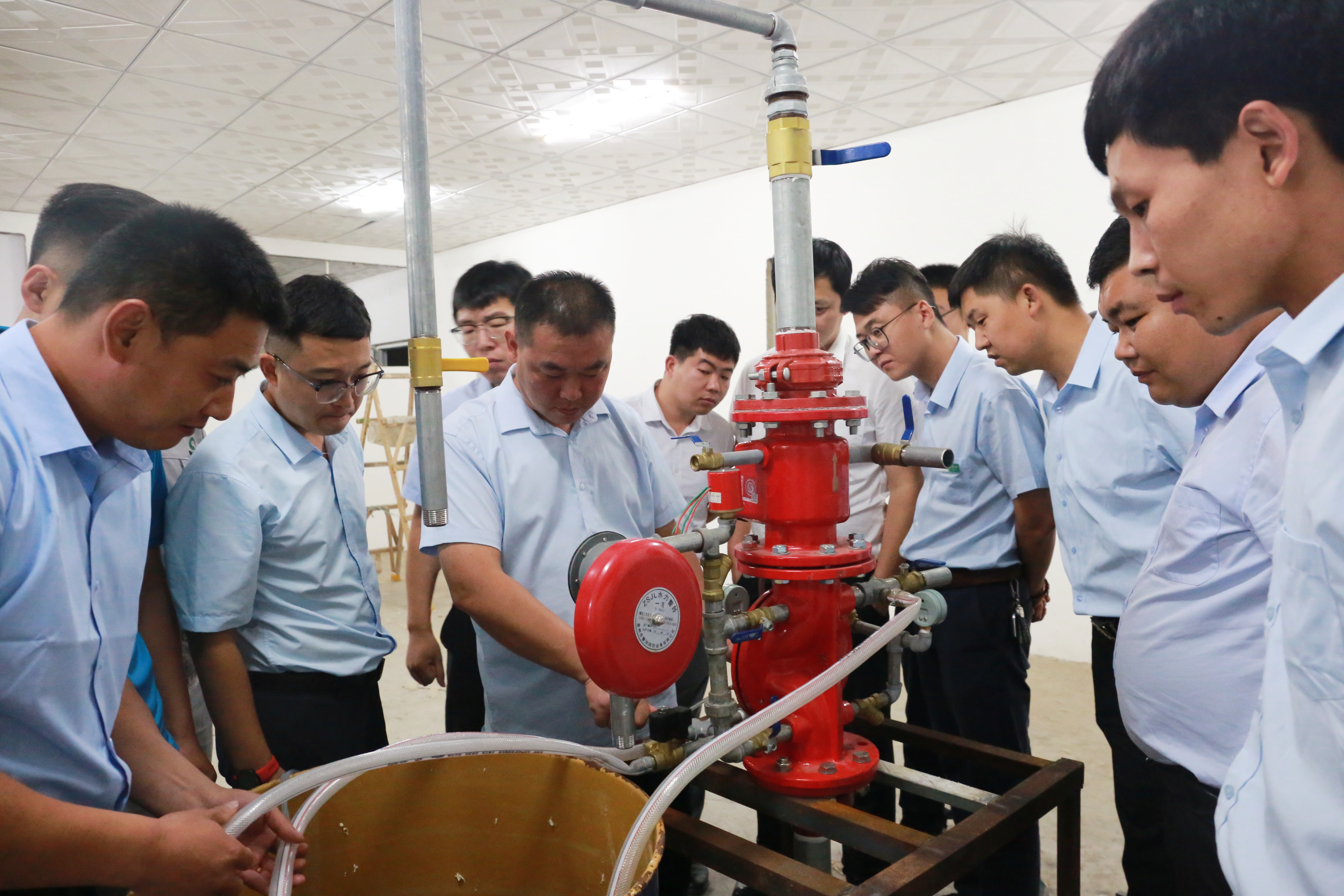 隆泰物業(yè)2023年度“蔚藍(lán)計劃”培訓(xùn)順利結(jié)營(圖1)